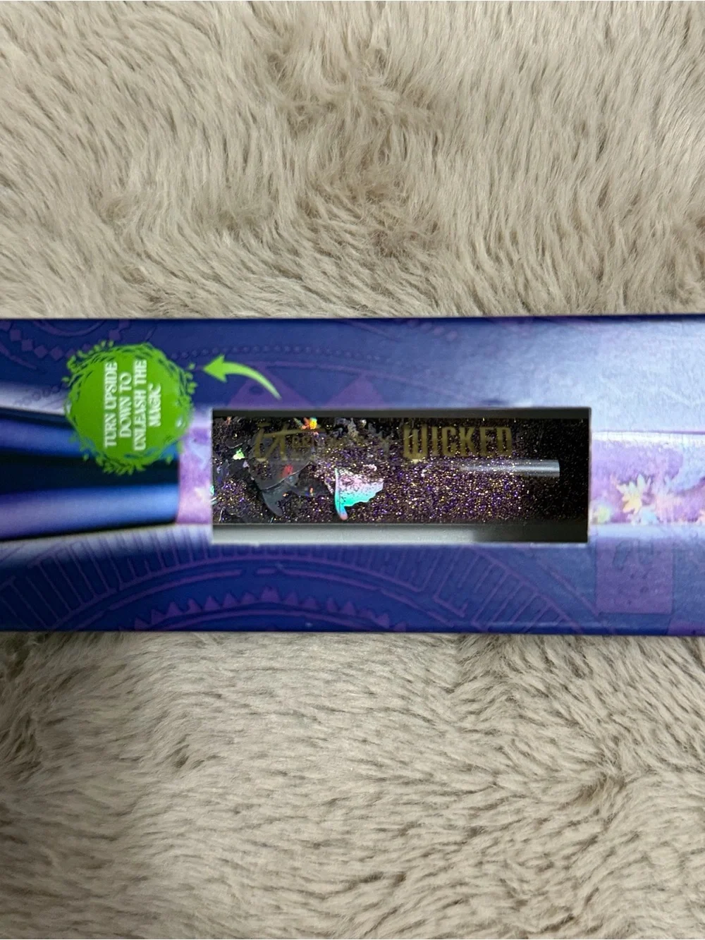 x Wicked Limited Edition Green Foundation Brush